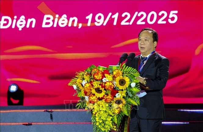 Phó Chủ tịch UBND tỉnh Điện Biên Nguyễn Minh Phú phát biểu khai mạc Lễ hội.