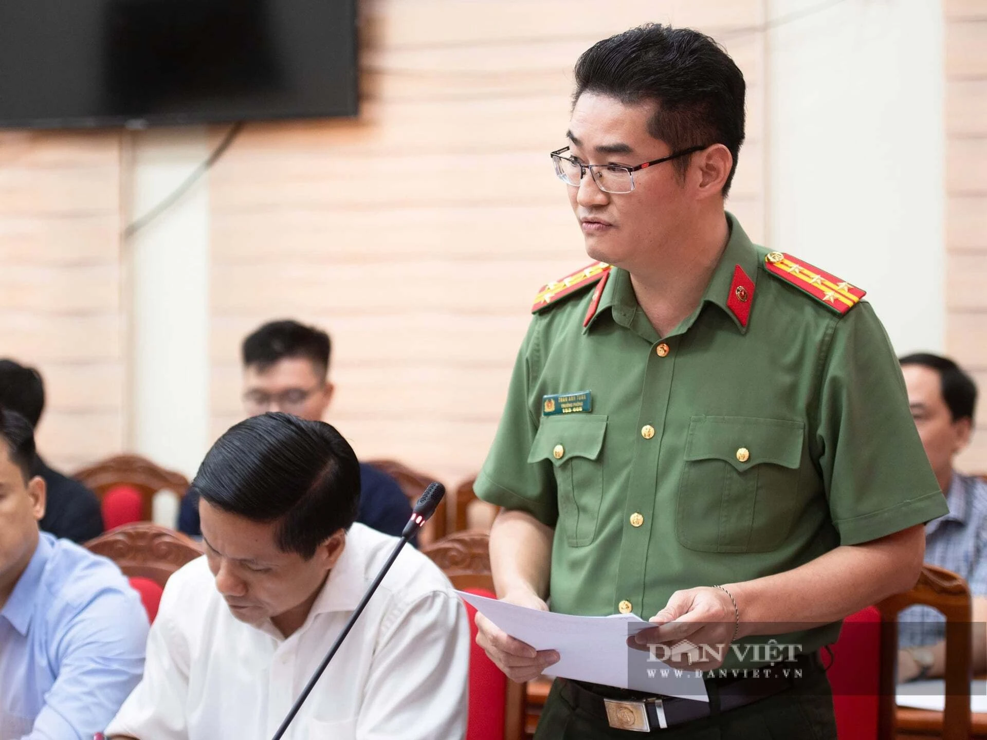 Đại tá Trần Anh Tuấn - Trưởng phòng tham mưu Công an tỉnh Tuyên Quang cho hay, đến 5/7 tạm giữ hình sự Nguyễn Hà Duy, giáo viên Trường THPT Chuyên Tuyên Quang là Thư ký Hội đồng thi.