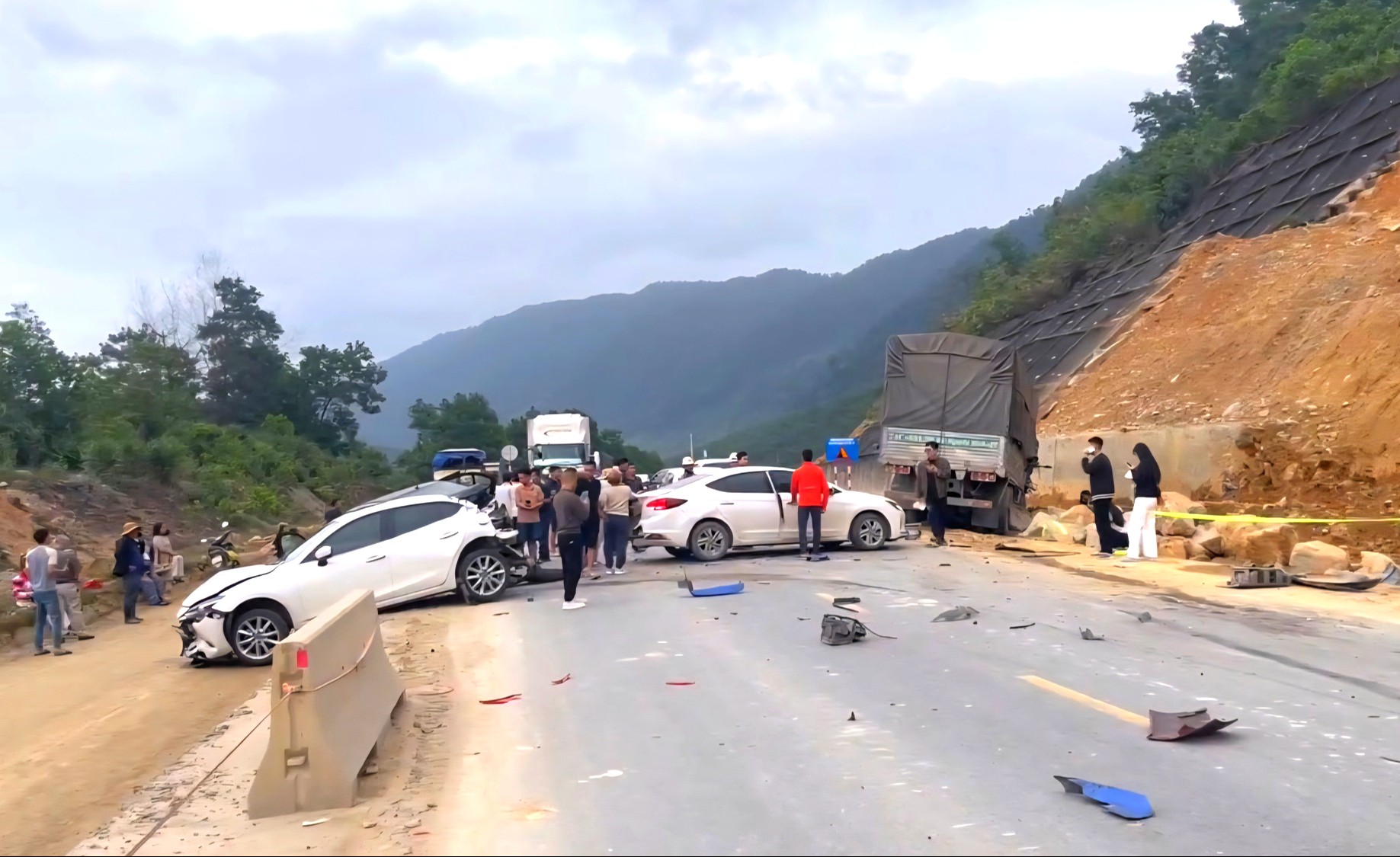 Hiện trường vụ tai nạn.