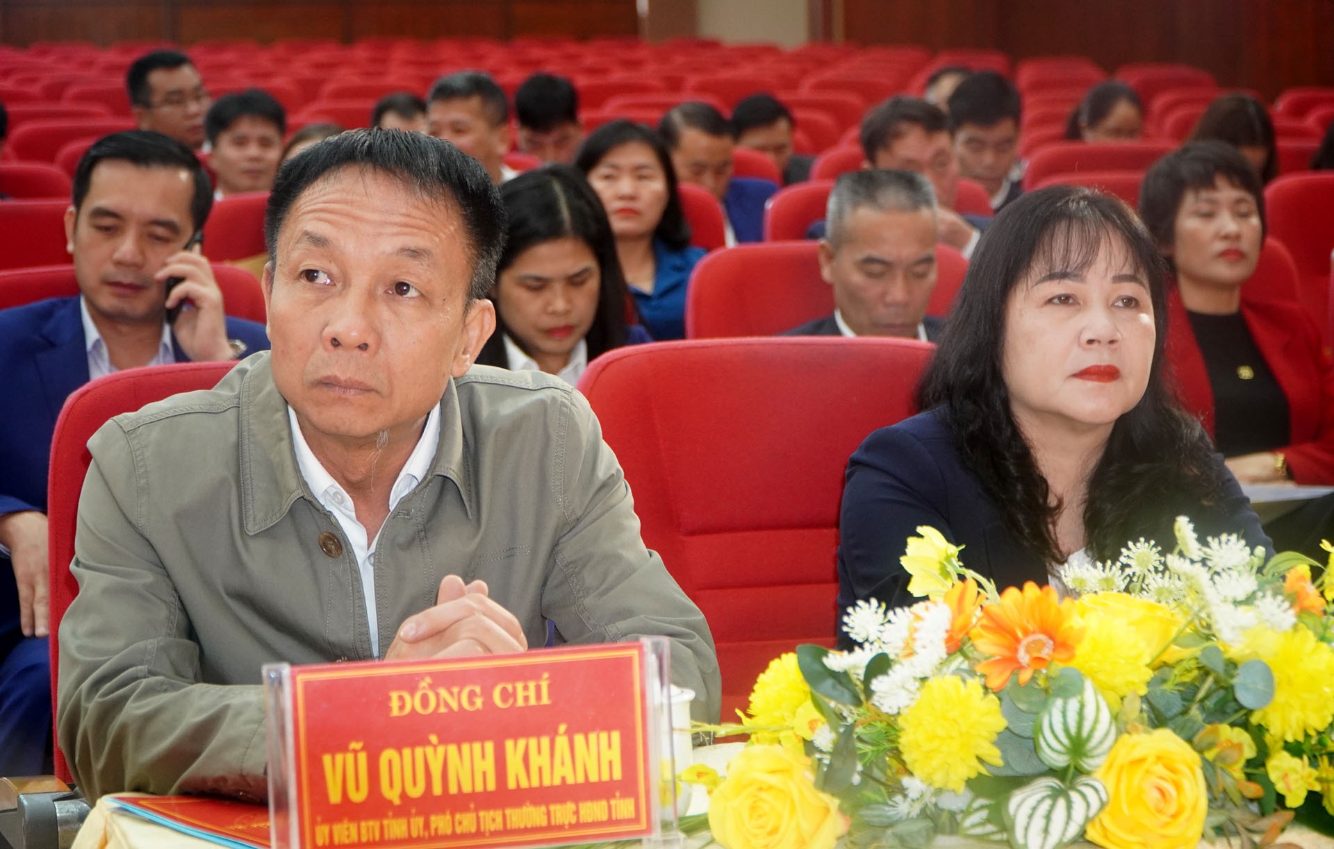 Các đại biểu dự hội nghị. babinh.jpg