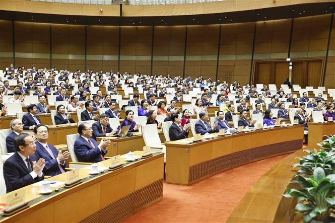 Tổng Bí thư Tô Lâm cùng các đồng chí lãnh đạo, nguyên lãnh đạo Đảng, Nhà nước và đại biểu dự bế mạc kỳ họp.