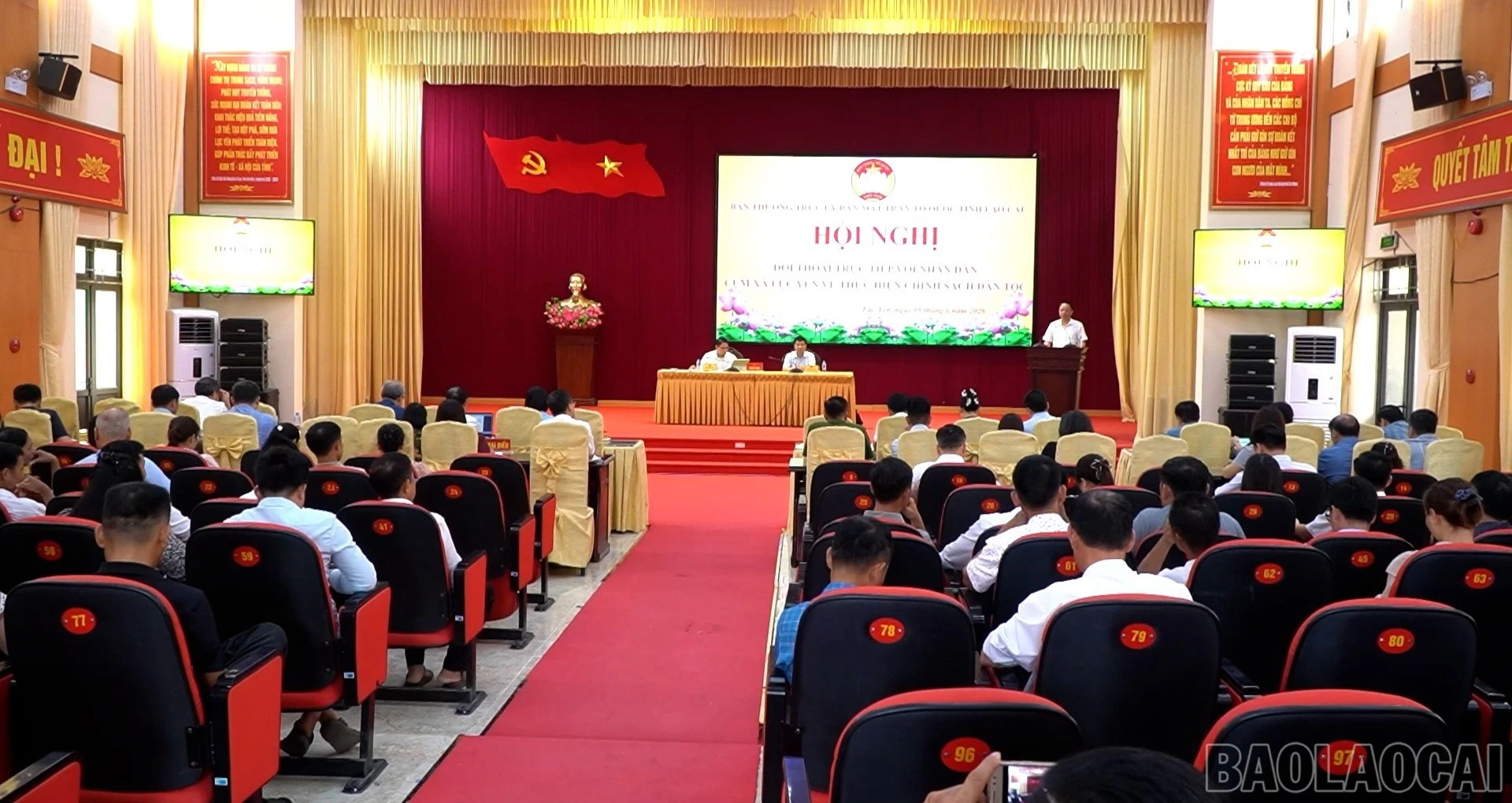 12-6-doithoai1.jpg