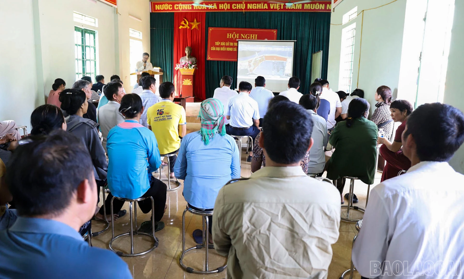 baolaocai-br_quang-canh-hoi-nghi.jpg