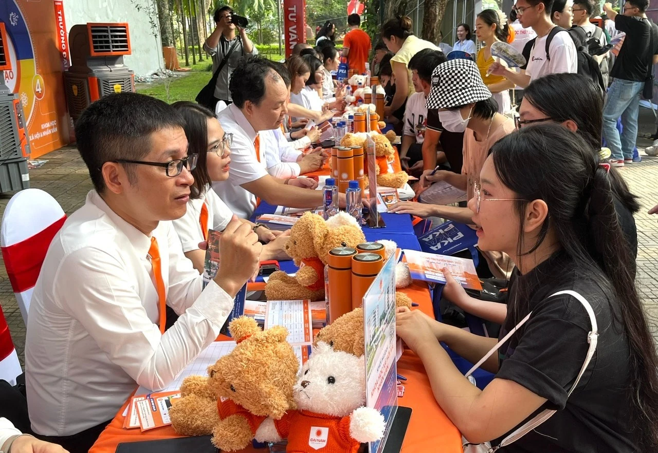 Nhiều trường đại học đã công bố kế hoạch tuyển sinh 2026.