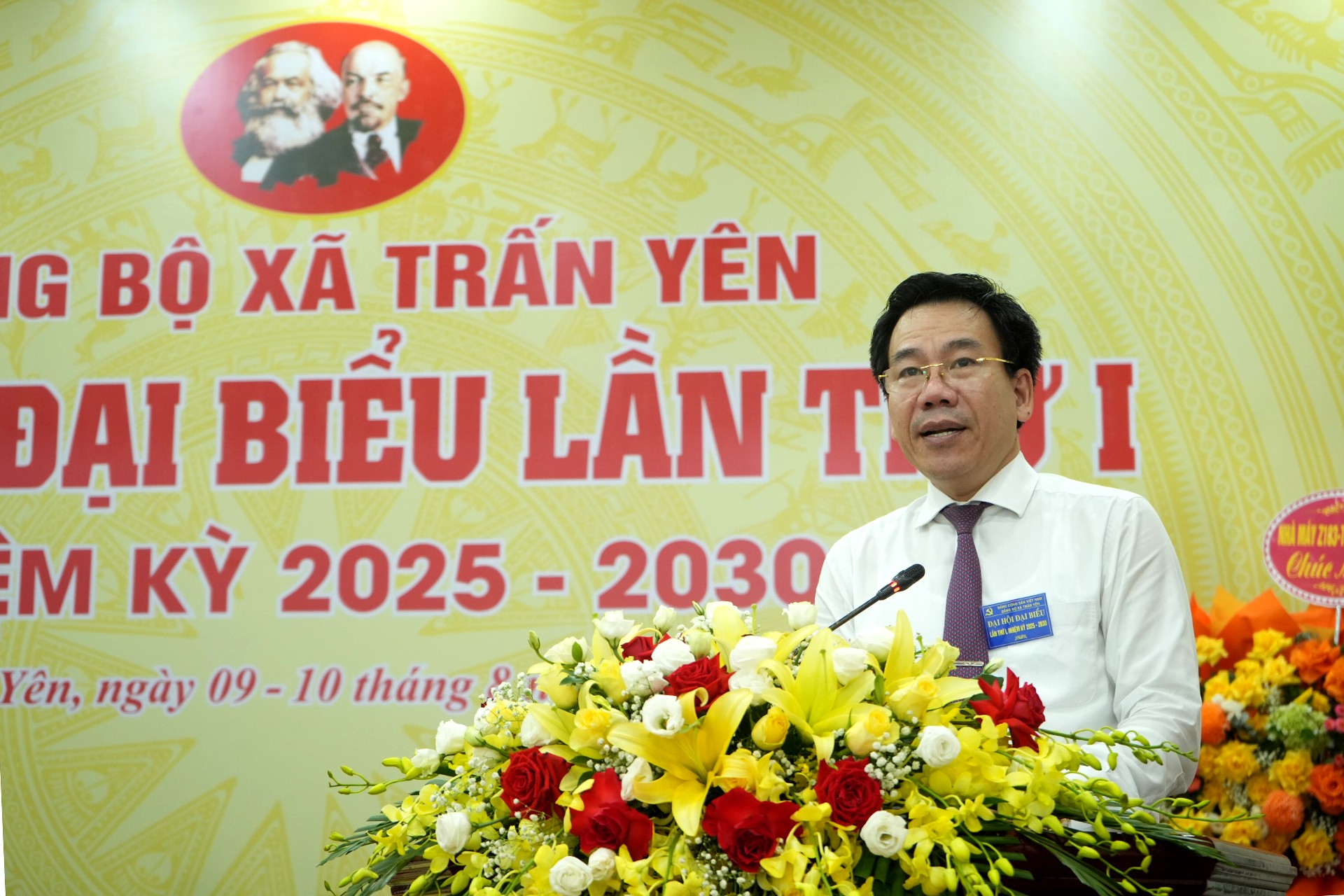 Đồng chí Dương Đức Huy, Trưởng Ban Tuyên giáo và Dân vận Tỉnh ủy phát biểu và chỉ đạo tại Đại hội. 10-8-onghuy.jpg