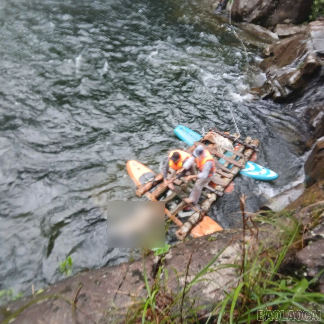 baolaocai-br_5-6-nan-nhan8.jpg