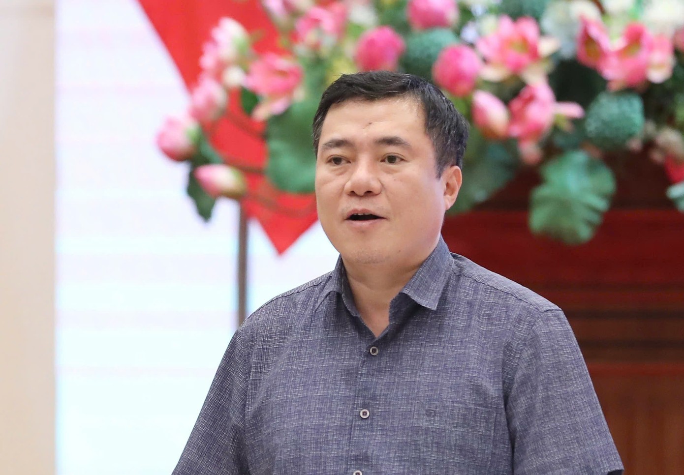 Thứ trưởng Bộ Công Thương Nguyễn Sinh Nhật Tân.