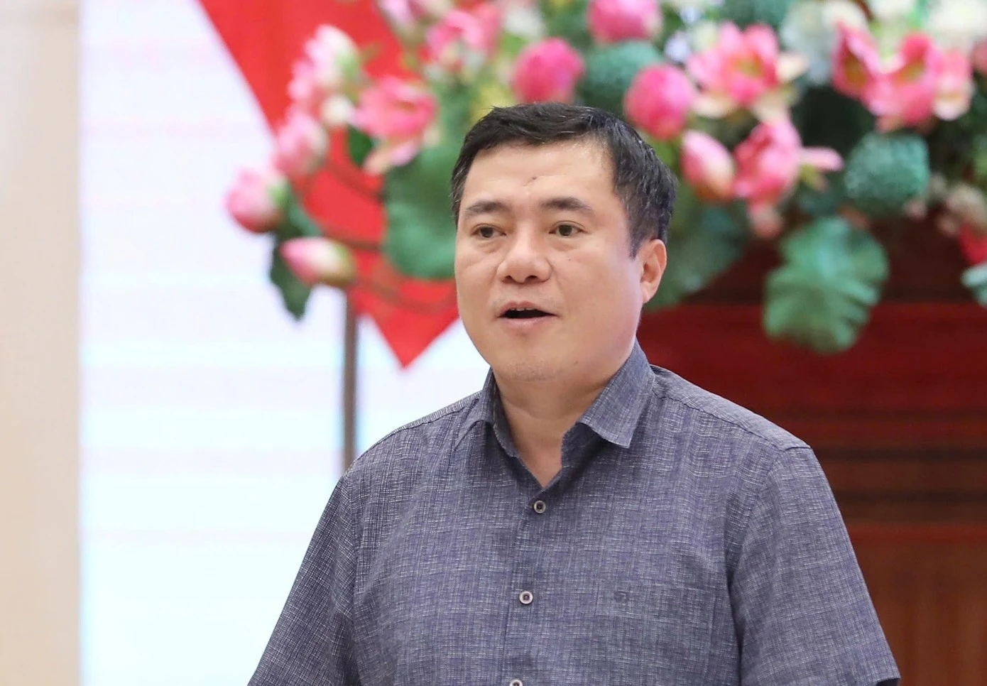 Thứ trưởng Bộ Công Thương Nguyễn Sinh Nhật Tân.