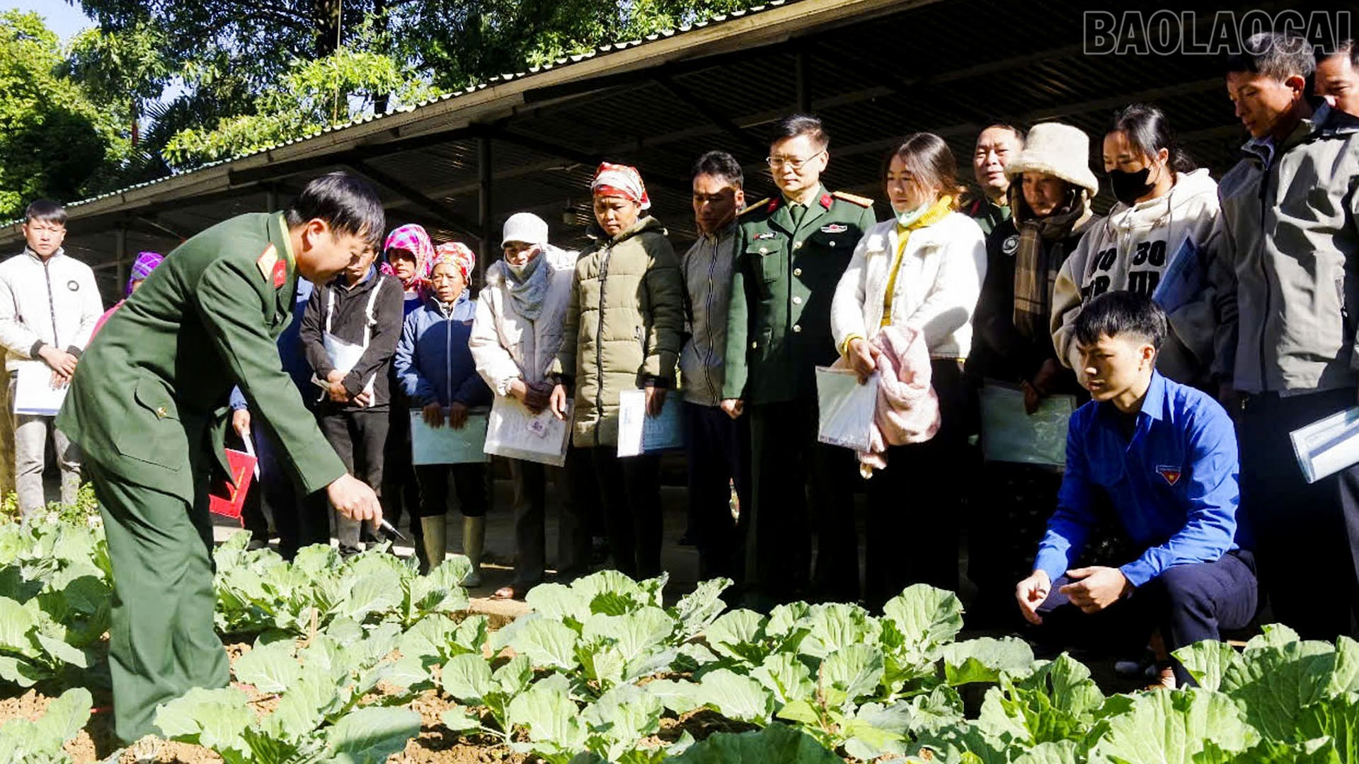 baolaocai-tr_tham-quan.jpg