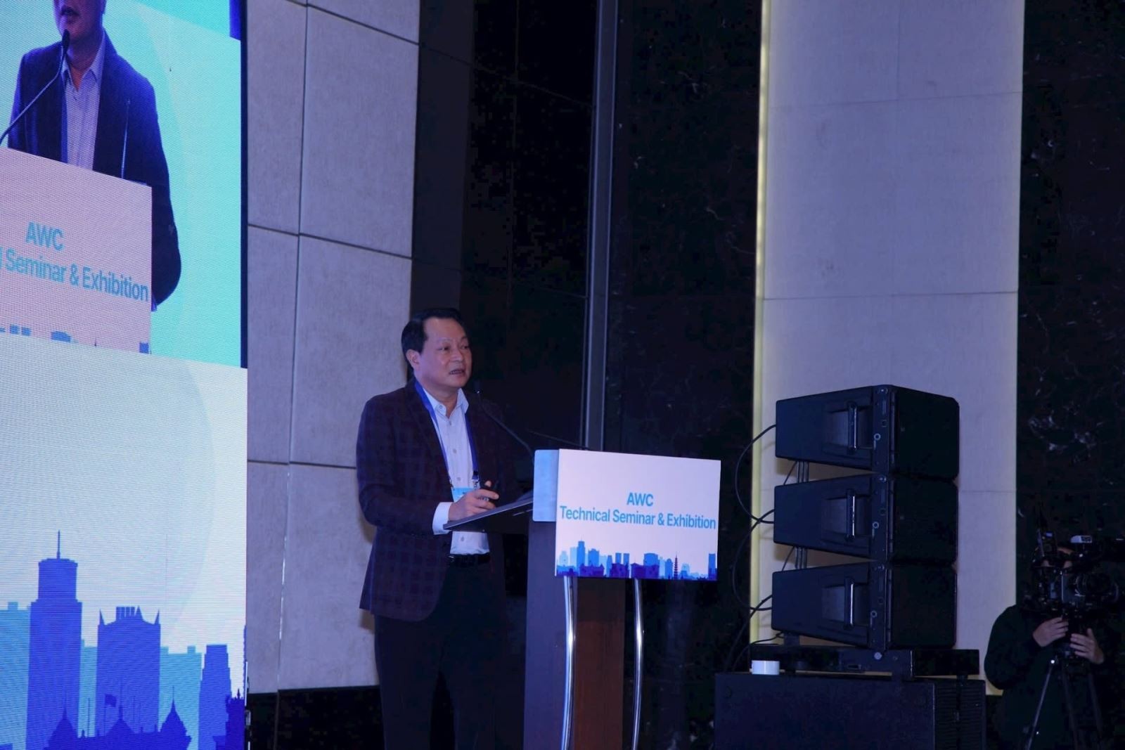 Đại diện Bộ Nông nghiệp và Môi trường - ông Nguyễn Minh Khuyến - phát biểu tại phần tham luận.