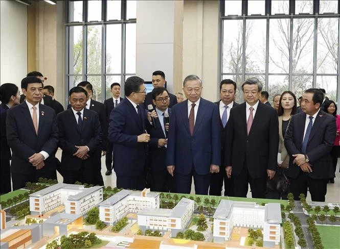 Tổng Bí thư, Chủ tịch nước Tô Lâm khảo sát tại Khu khởi động của Khu mới Hùng An, tỉnh Hà Bắc (Trung Quốc).