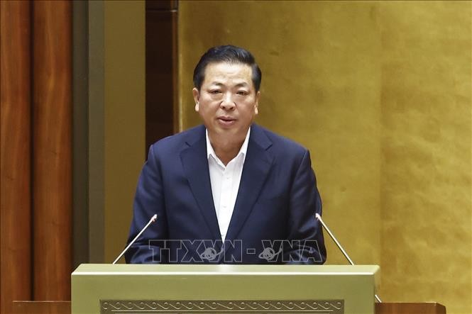 Bộ trưởng Bộ Xây dựng Trần Hồng Minh phát biểu.