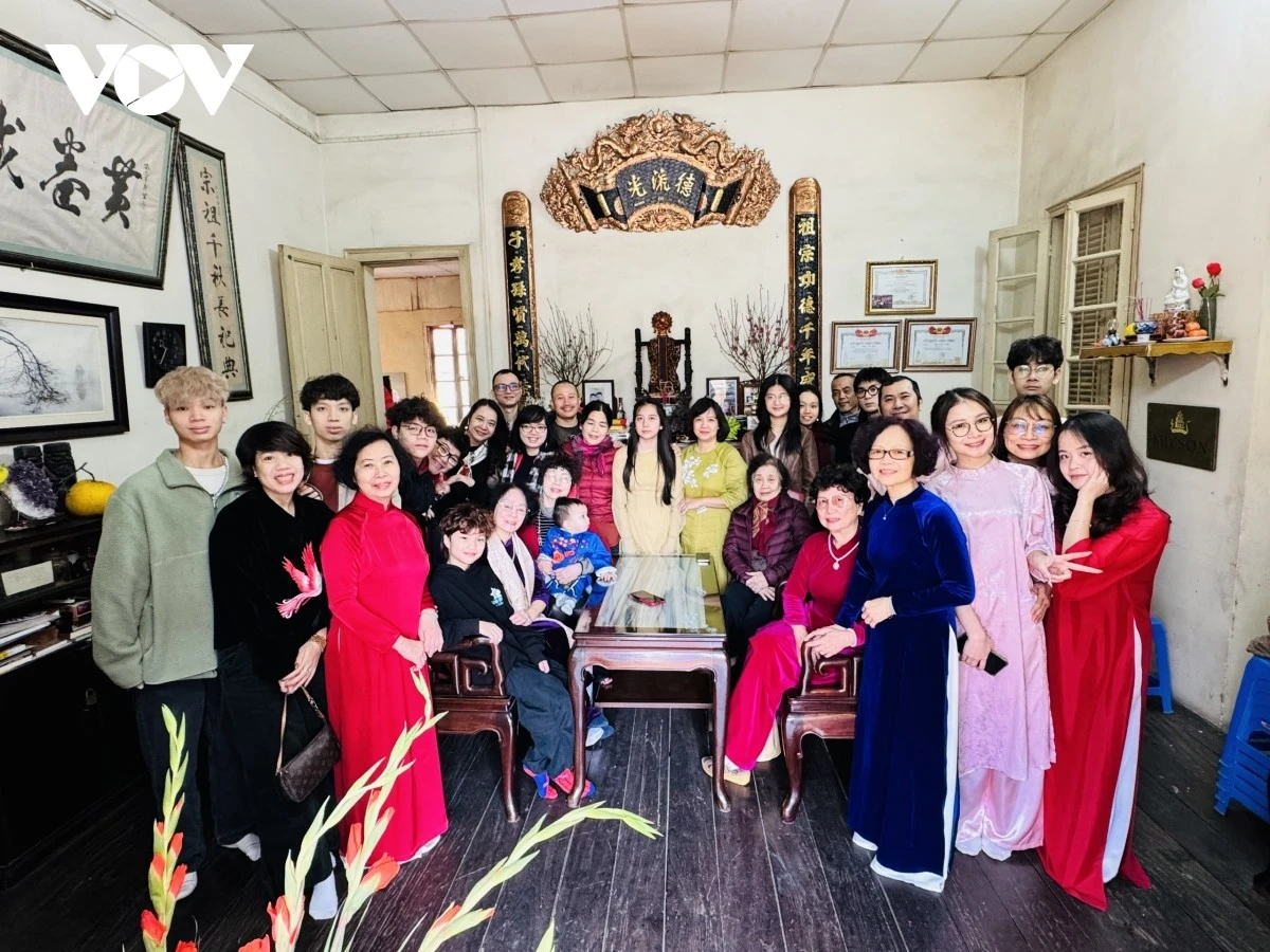 Tết là dịp để gắn kết sum vầy, nhưng sự quan tâm và lắng nghe cần được vun đắp thường xuyên để cảm xúc đoàn tụ trở nên nhẹ nhàng, ý nghĩa hơn