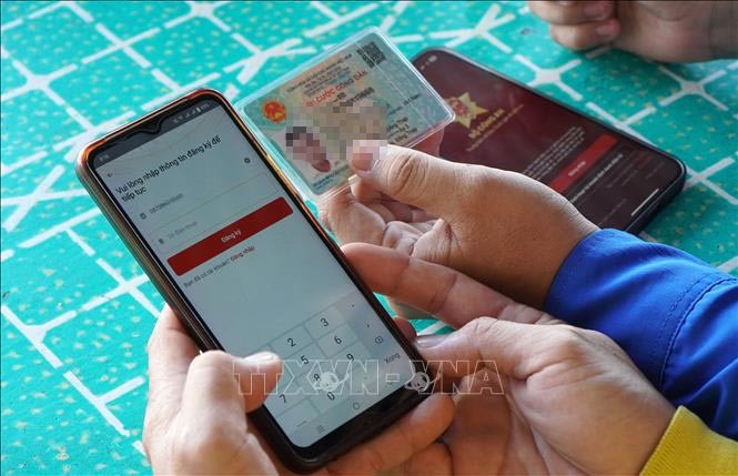 Cập nhật giấy phép lái xe trên VNeID. Cập nhật giấy phép lái xe trên VNeID.
