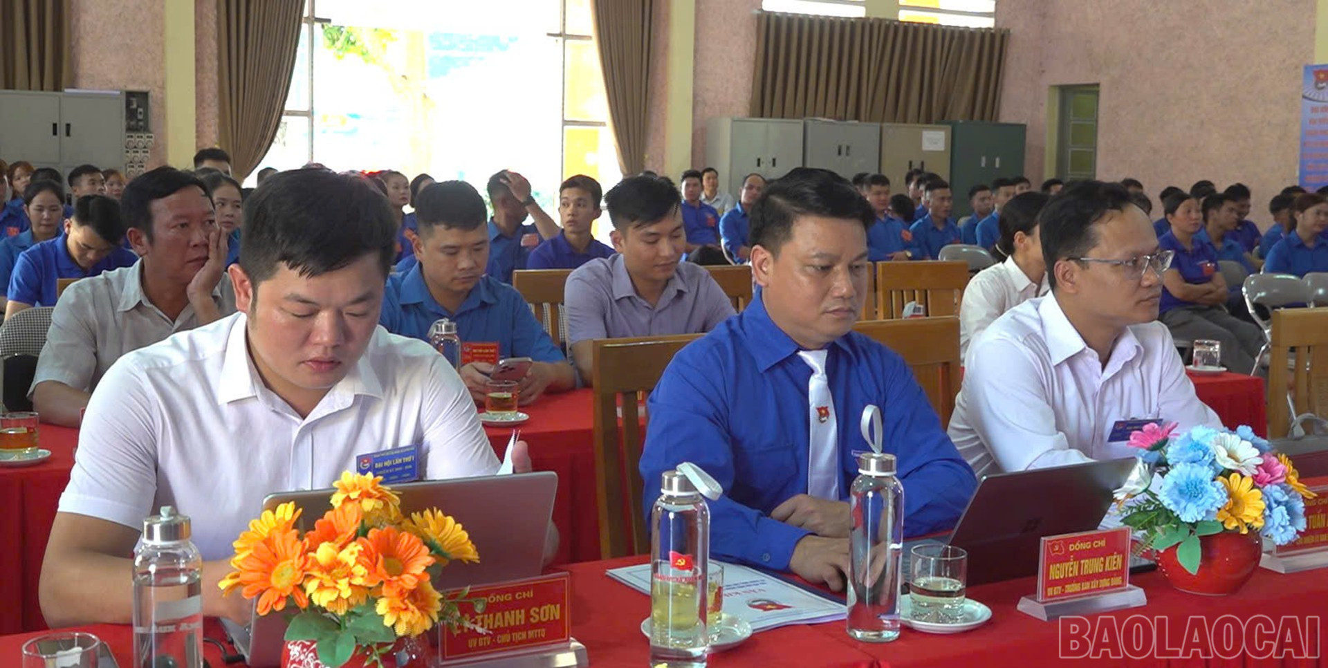 Các đại biểu dự đại hội. baolaocai-br_daibieu.jpg