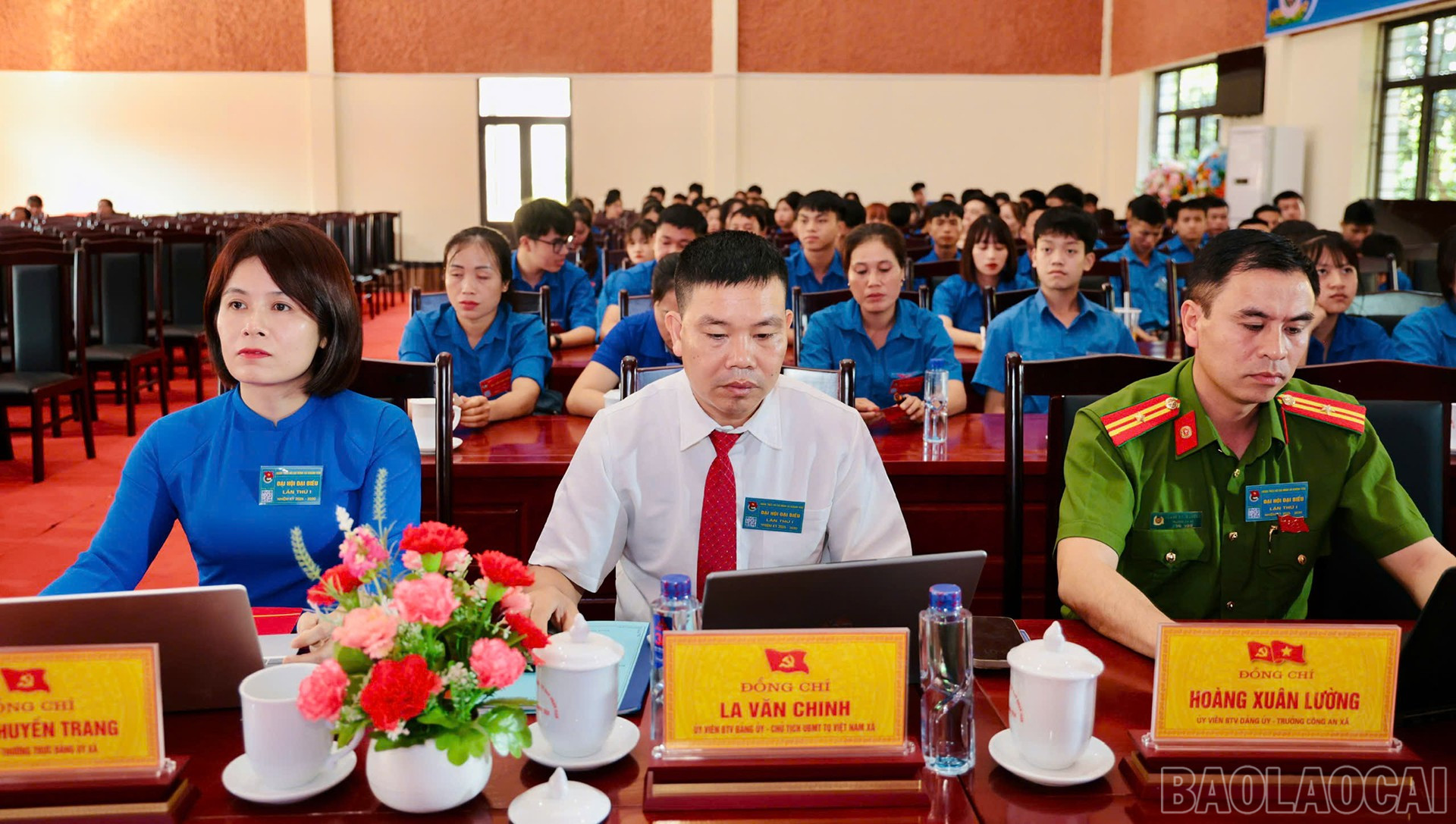 Đại biểu dự đại hội. baolaocai-br_daibieu-8210.jpg