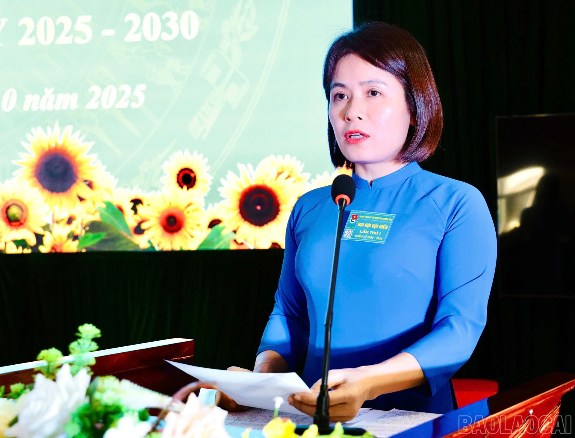 Đồng chí Lò Thị Huyền Trang - Phó Bí thư Thường trực Đảng ủy xã Khánh Yên phát biểu chỉ đạo tại đại hội.