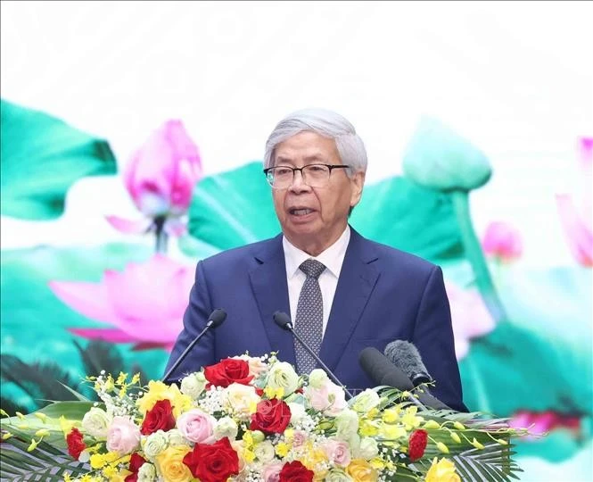GS.TS Đặng Vũ Minh, nguyên Ủy viên Trung ương Đảng, nguyên Chủ tịch Viện Khoa học và Công nghệ Việt Nam phát biểu tại buổi gặp mặt.