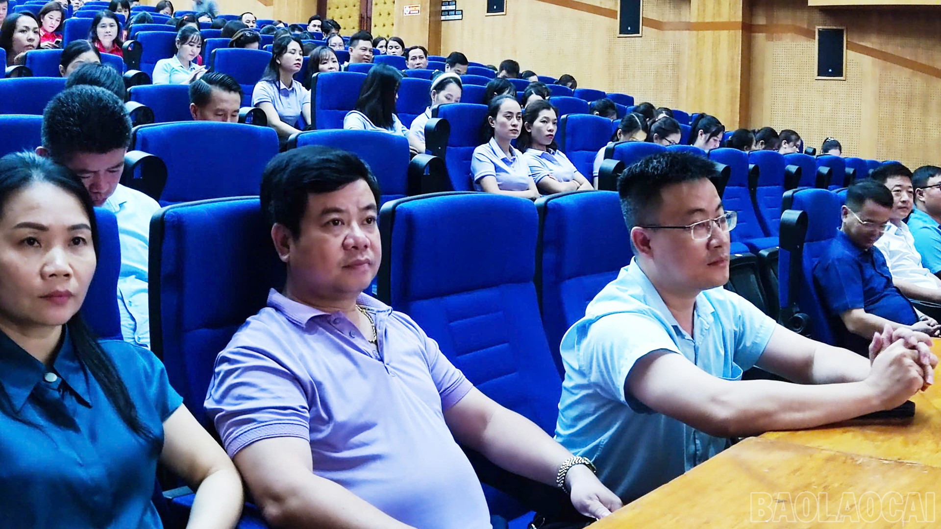 Các đại biểu dự hội nghị. baolaocai-br_29-8-hopthanh3.jpg