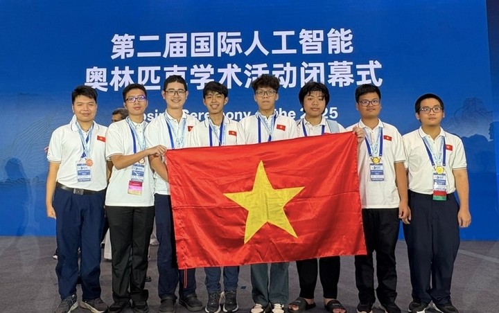 Đoàn IOAI Việt Nam 2025. 8-8-doanhoc-sinh.jpg