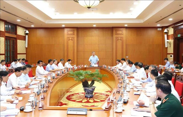 Thường trực Ban Chỉ đạo yêu cầu các cấp ủy, tổ chức đảng, cơ quan chức năng tập trung lãnh đạo, chỉ đạo thanh tra, kiểm tra, điều tra, xử lý dứt điểm các vụ án, vụ việc tham nhũng, lãng phí, tiêu cực nghiêm trọng, phức tạp, dư luận xã hội quan tâm.