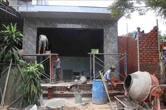 Nhà của bà Đoàn Thị Ánh Hồng, thương binh hạng 4/4, xã Đức Phú, thành phố Đà Nẵng đang trong giai đoạn hoàn thiện.