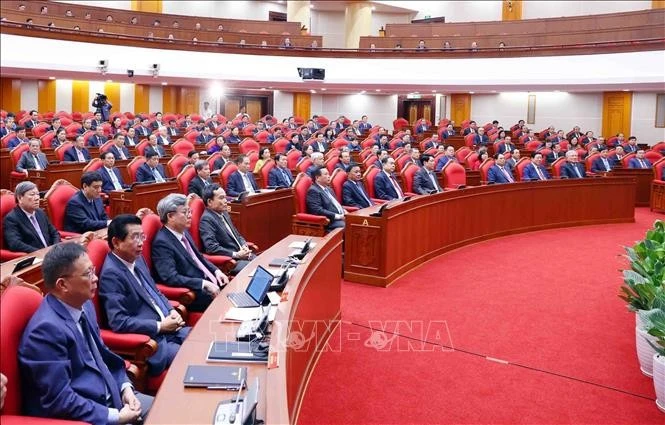 Các đại biểu tham dự bế mạc Hội nghị lần thứ mười hai Ban Chấp hành Trung ương Đảng khóa XIII.