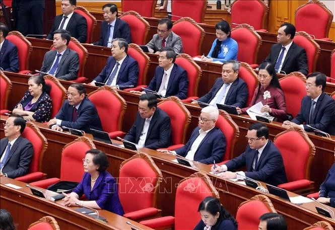 Các đại biểu tham dự bế mạc Hội nghị lần thứ mười hai Ban Chấp hành Trung ương Đảng khóa XIII.