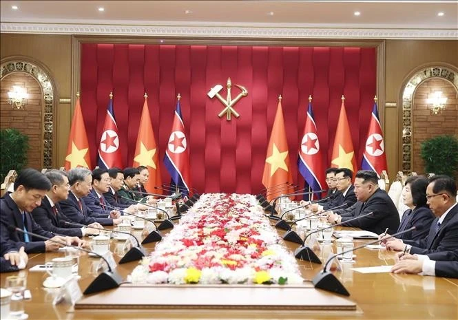 Tổng Bí thư Tô Lâm hội đàm với Tổng Bí thư, Chủ tịch Quốc vụ CHDCND Triều Tiên Kim Jong Un.