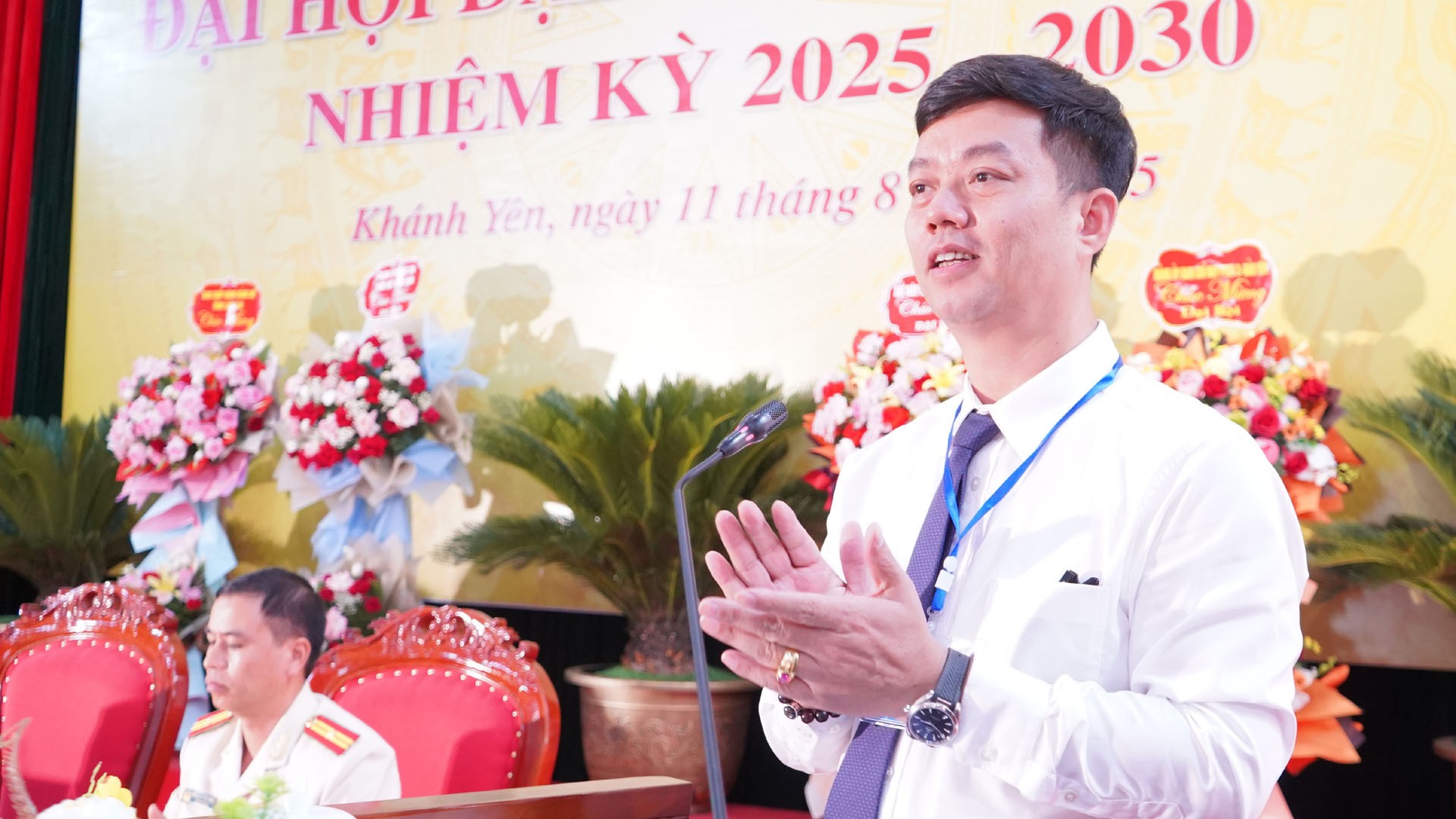 Đồng chí Nguyễn Minh Toàn - Ủy viên Ban Thường vụ, Chủ nhiệm UBKT Tỉnh ủy phát biểu chỉ đạo Đại hội. 11-8-ong-toanphatieu.jpg