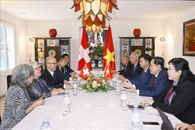 Chủ tịch Quốc hội Trần Thanh Mẫn tiếp bà Anjuska Marija Weil, Chủ tịch Hội Hữu nghị Thụy Sĩ - Việt Nam.