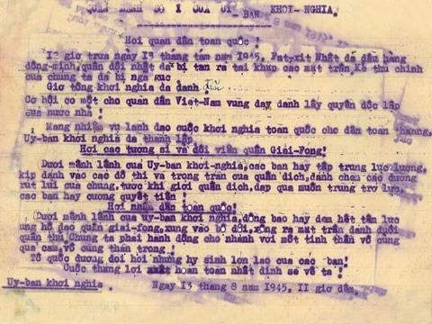 Quân lệnh số 1 của Uỷ ban Khởi nghĩa toàn quốc, ngày 13.8.1945. Ảnh: Bảo tàng Lịch sử Quốc gia