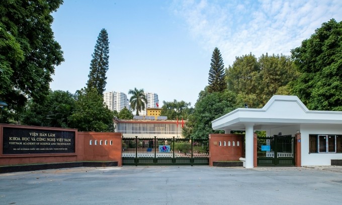 Trụ sở Viện Hàn lâm Khoa học và Công nghệ Việt Nam trên đường Hoàng Quốc Việt, phường Nghĩa Đô, Hà Nội.