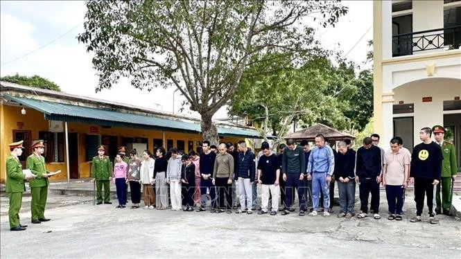 Công an tỉnh Thanh Hóa triệt phá đường dây lừa đảo bằng hình thức thông báo trúng thưởng, bắt giữ 35 đối tượng.