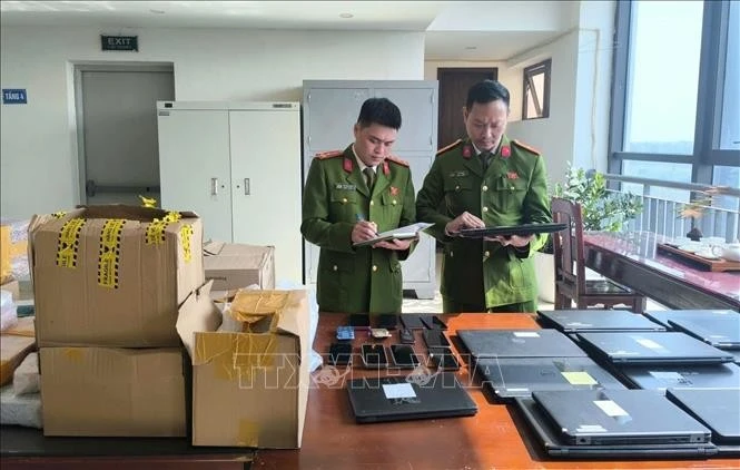 Lực lượng Công an thu giữ nhiều công cụ, phương tiện phạm tội của các đối tượng.