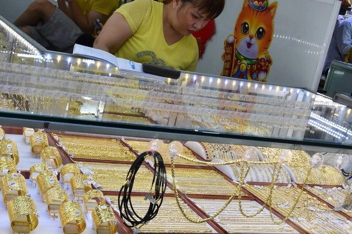 Giá vàng miếng SJC tăng nhanh vào cuối ngày