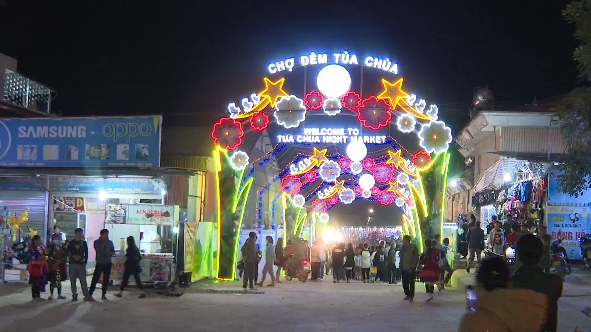 Chợ đêm Tủa Chùa 5-7-cho-vungcao.jpg