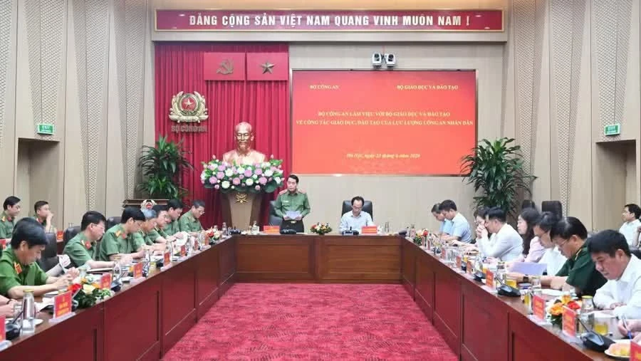 Hình ảnh tại buổi làm việc giữa Bộ Công an và Bộ GD&amp;ĐT ngày 23/6/2026.