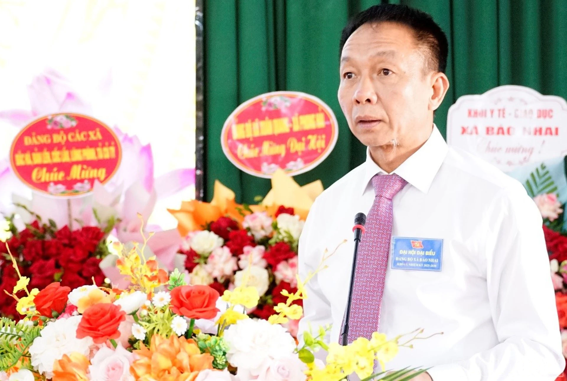 Đồng chí Vũ Quỳnh Khánh, Ủy viên Ban Thường vụ Tỉnh ủy, Phó Chủ tịch Thường trực HĐND tỉnh Lào Cai phát biểu chỉ đạo tại đại hội.