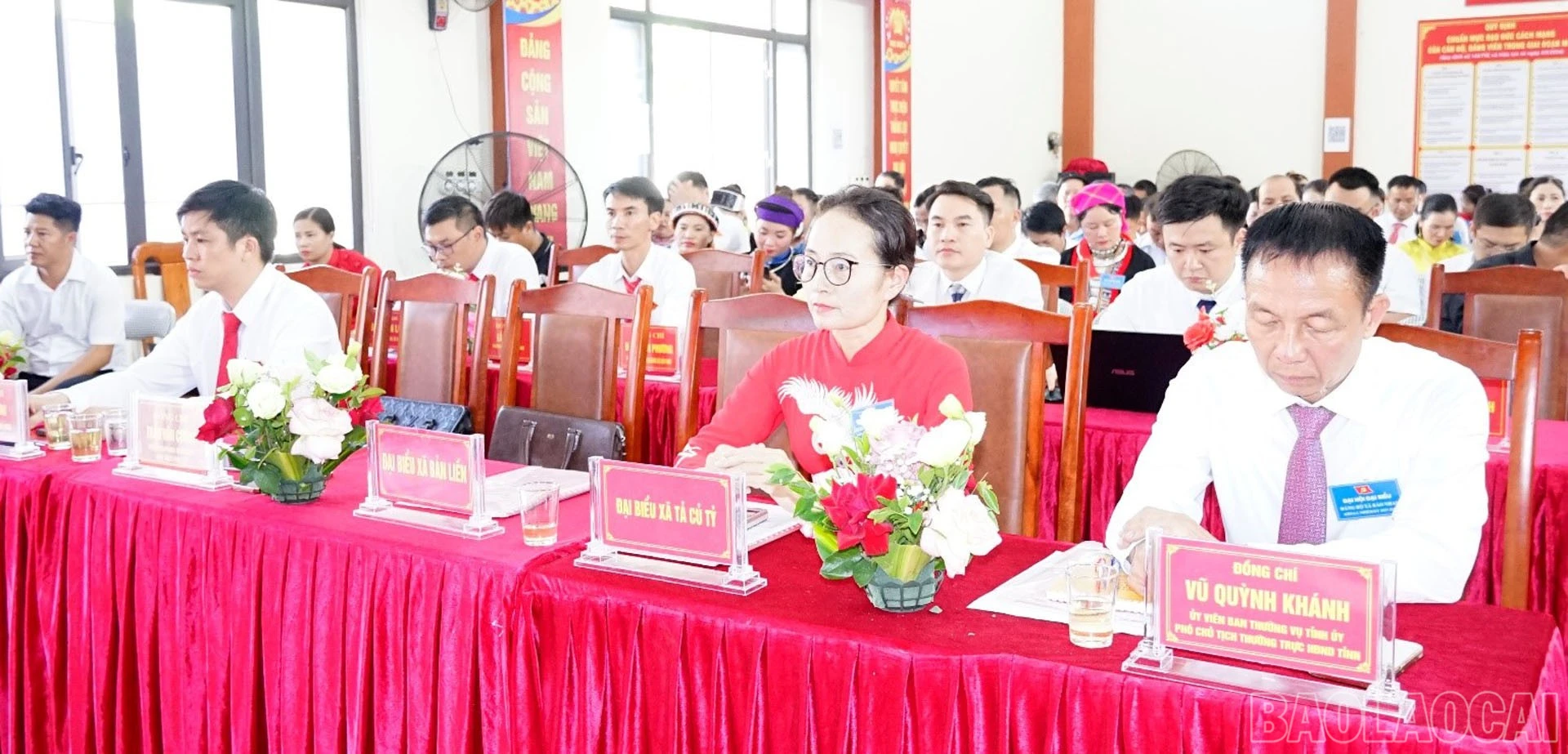 Các đại biểu tham dự đại hội.