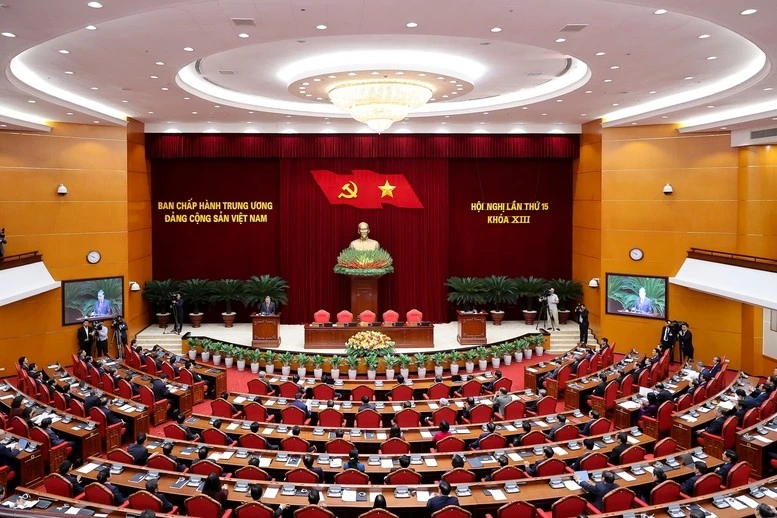 Sau 2 ngày làm việc khẩn trương, Hội nghị lần thứ 15 Ban Chấp hành Trung ương Đảng khóa XIII đã hoàn thành toàn bộ nội dung, chương trình đề ra với sự đoàn kết, thống nhất cao, chất lượng tốt.