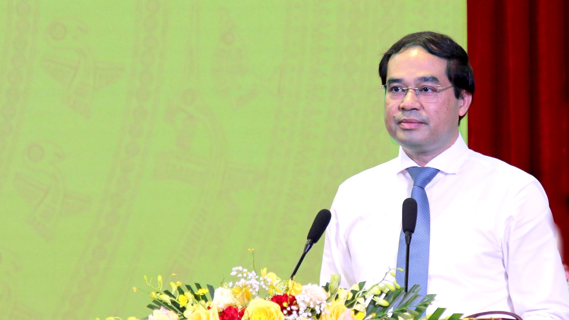 Đồng chí Trịnh Xuân Trường - Bí thư Tỉnh ủy, Chủ tịch HĐND tỉnh phát biểu tại buổi lễ. 24-8-bithu.jpg