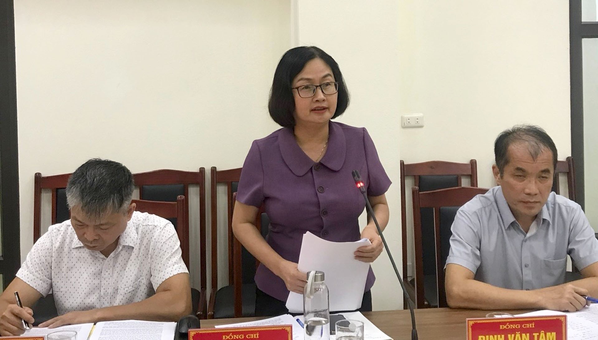 Đồng chí Nguyễn Thị Thu Hà - Phó Giám đốc Sở Nội vụ phát biểu tại buổi làm việc 22-7-so-khoahoc4.jpg