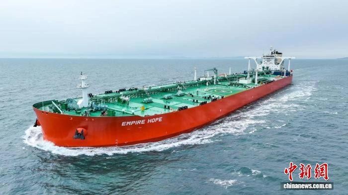 Siêu tàu chở dầu thế hệ mới Empire Hope của Trung Quốc. Ảnh: Công ty TNHH Công nghiệp đóng tàu Đại Liên