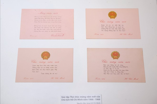 Sưu tập thơ chúc mừng năm mới của Chủ tịch Hồ Chí Minh năm 1966 - 1969. Nguồn: Bảo tàng Hồ Chí Minh Sưu tập thơ chúc mừng năm mới của Chủ tịch Hồ Chí Minh năm 1966 - 1969. Nguồn: Bảo tàng Hồ Chí Minh