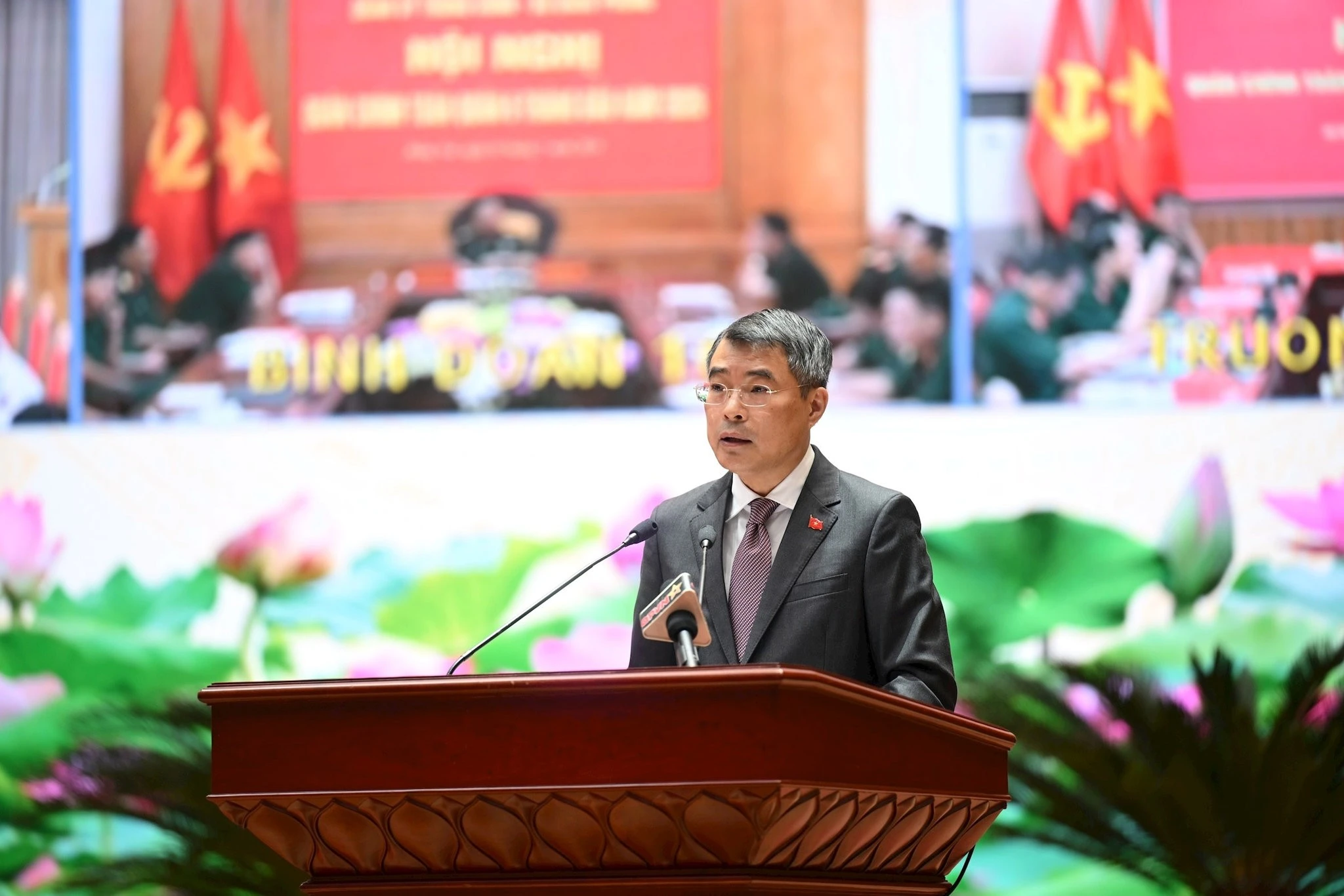 Thủ tướng Lê Minh Hưng phát biểu chỉ đạo tại hội nghị. Ảnh: Trọng Đức