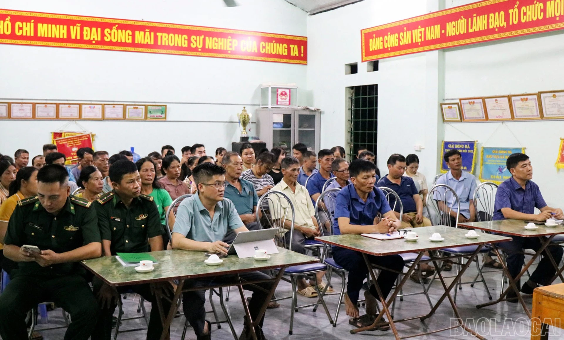 Quang cảnh hội nghị.