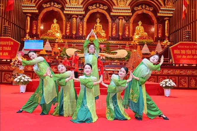 Chương trình nghệ thuật khai mạc Lễ hội mùa Thu Yên Tử năm 2025 - Sắc Thu thiền định. Chương trình nghệ thuật khai mạc Lễ hội mùa Thu Yên Tử năm 2025 - Sắc Thu thiền định.