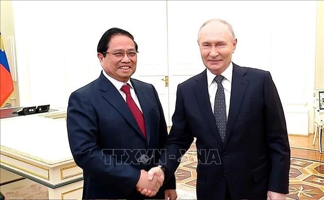Thủ tướng Phạm Minh Chính hội kiến Tổng thống Nga Vladimir Putin.