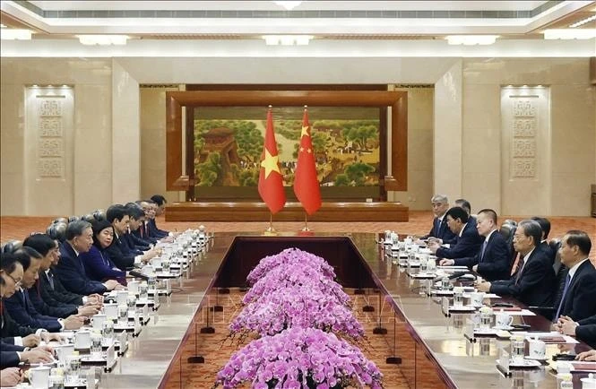 Tổng Bí thư, Chủ tịch nước Tô Lâm hội kiến Ủy viên trưởng Nhân đại toàn quốc Trung Quốc Triệu Lạc Tế.